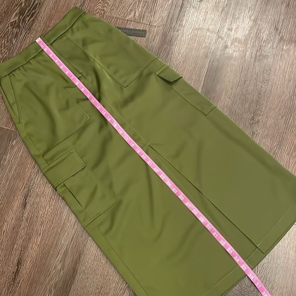 🌿Nwt House of Harlow 1960 plant green satin cargo pocket skirt slit midi XS - Picture 12 of 14